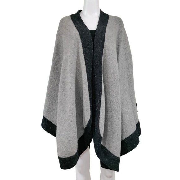 Bloomingdales Italian Wool Blend Poncho In Gray Black With Angora Silk - Picture 3 of 9